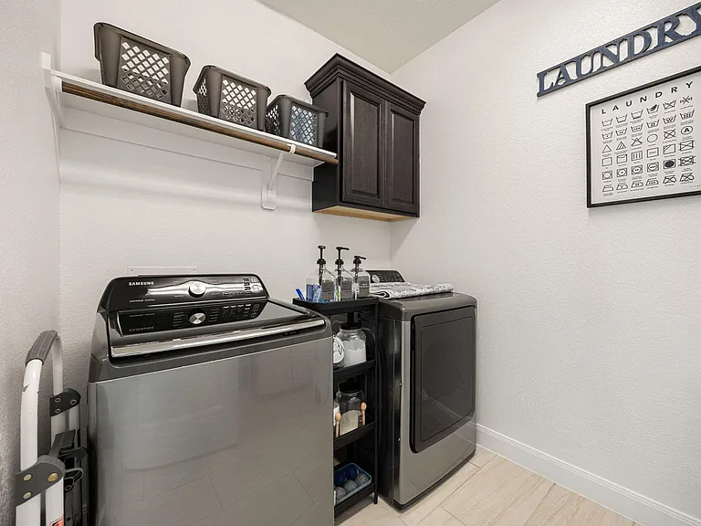 9338 Taylor Cliff Ln — Photo 19