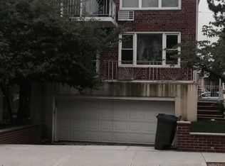 156 Mayfair Dr N, Brooklyn, NY 11234