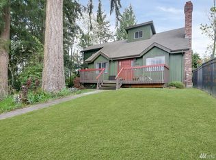 21605 34th St E, Lake Tapps, WA 98391
