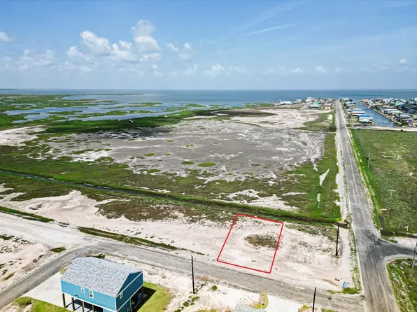 38 Bayview Loop, Rockport, TX 78382