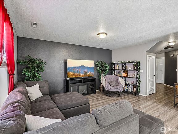 5th image of 5612 NE 75th Avenue