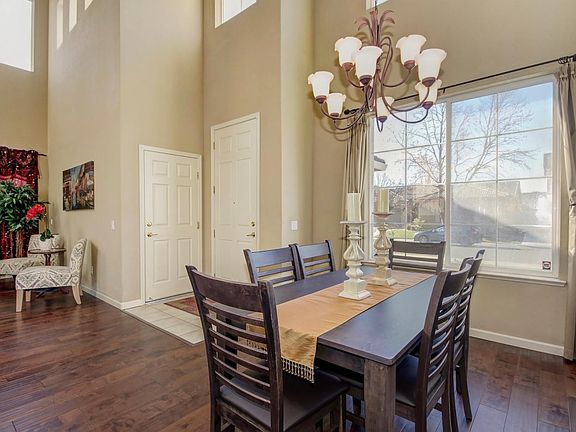5th image of 10053 Prairie Dunes Way
