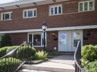 1804 S Cumberland Ave, Park Ridge, IL 60068