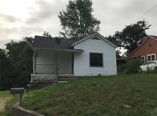 202 N Hickory St, Salem, MO 65560