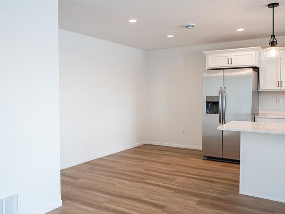 5th image of 850 1st Ave