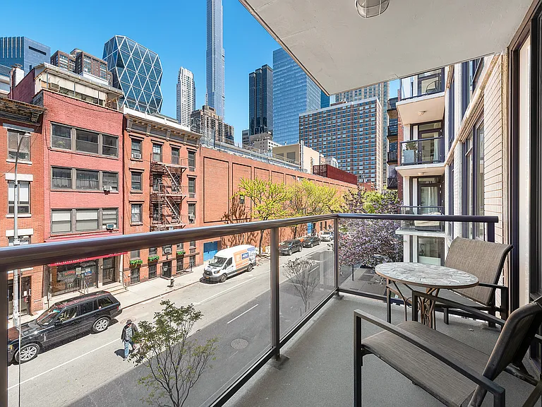 350 W 53rd St #3D — Photo 3