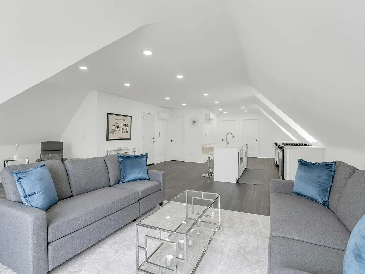 19 Hamilton Ave — Photo 4