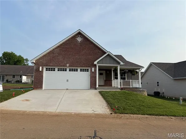 40 Butterfield, Farmington, MO 63640