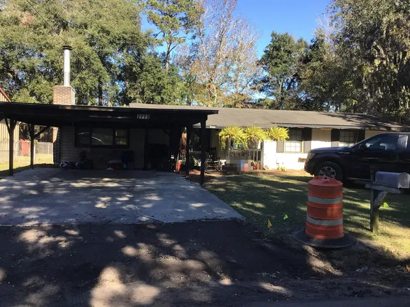 2223 Woodland Way, Brunswick, GA 31520