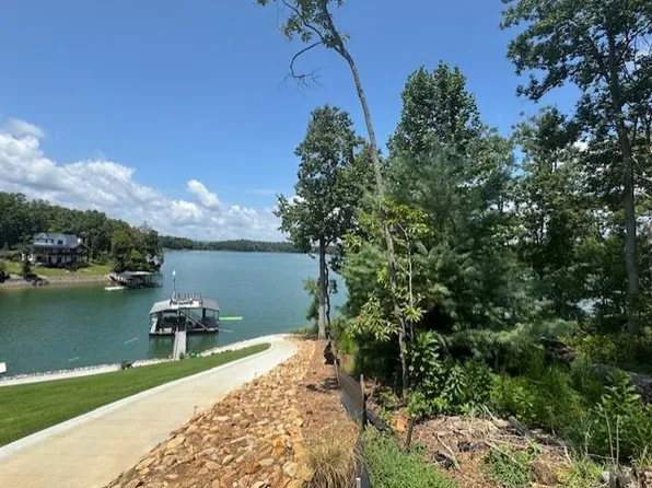 5 Hunter Ln, Blairsville, GA 30512