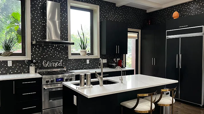 Sold by Hauseit LLC | media 5