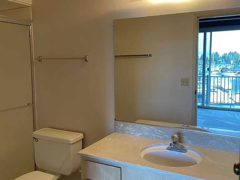 552 Christie Dr #306 — Photo 13