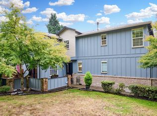 16902 Lower Meadows Dr, Lake Oswego, OR 97035
