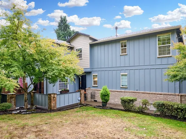 16902 Lower Meadows Dr, Lake Oswego, OR 97035