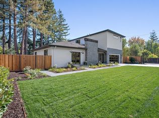 15 Corto Ln, Woodside, CA 94062