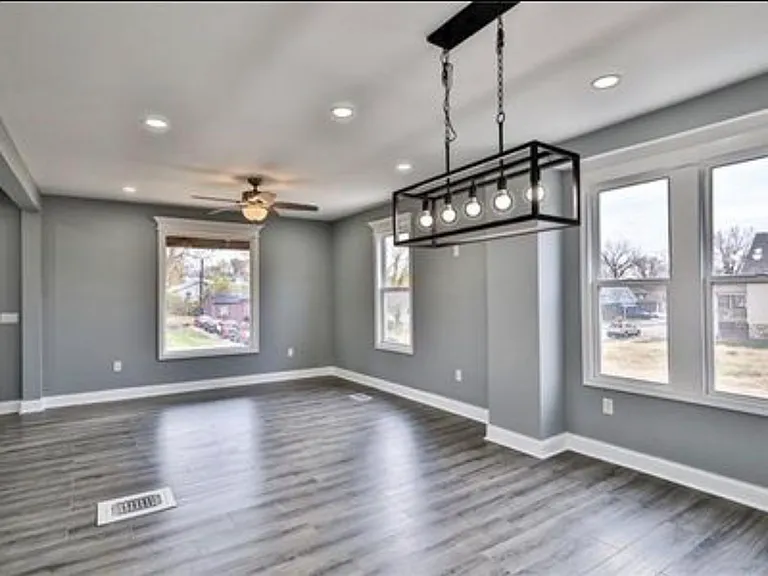 3336 Flora Ave — Photo 8