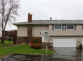 8511 W 97 1/2 St, Minneapolis, MN 55438