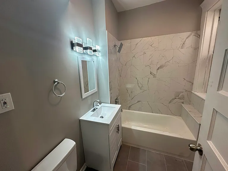 6112 S Ingleside Ave #3N — Photo 8