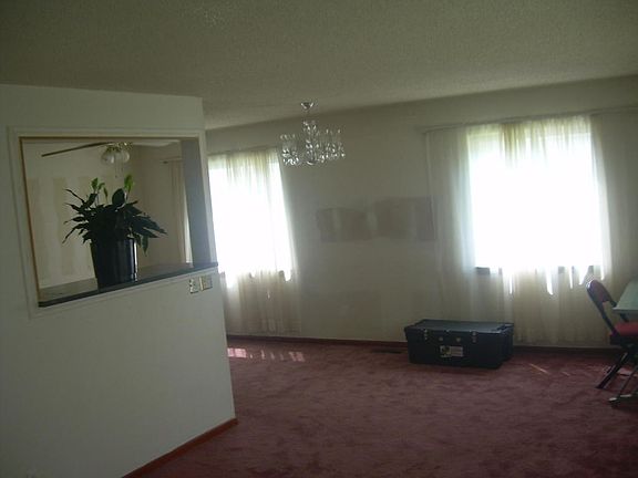 2nd image of 3814 Woodbrook Dr