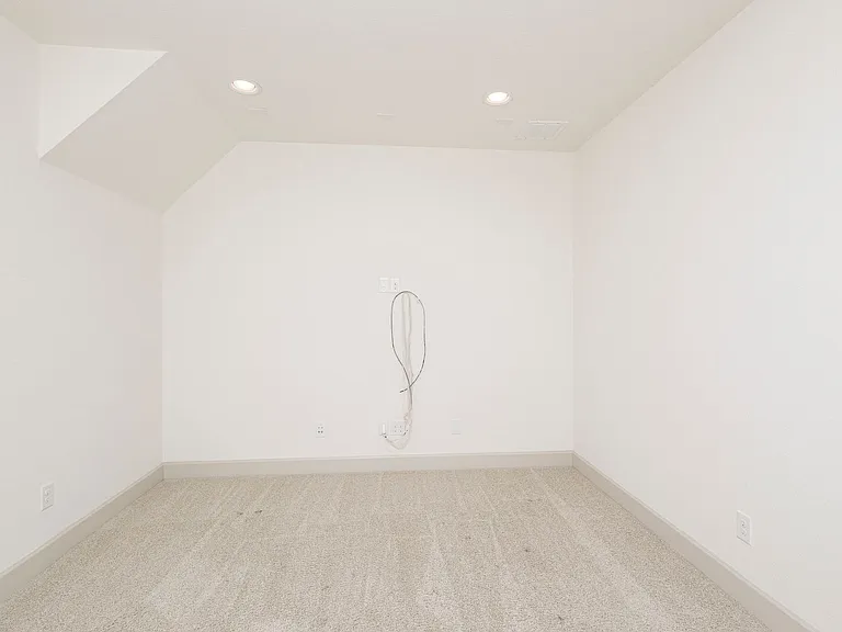 6337 Saddlebrook — Photo 26