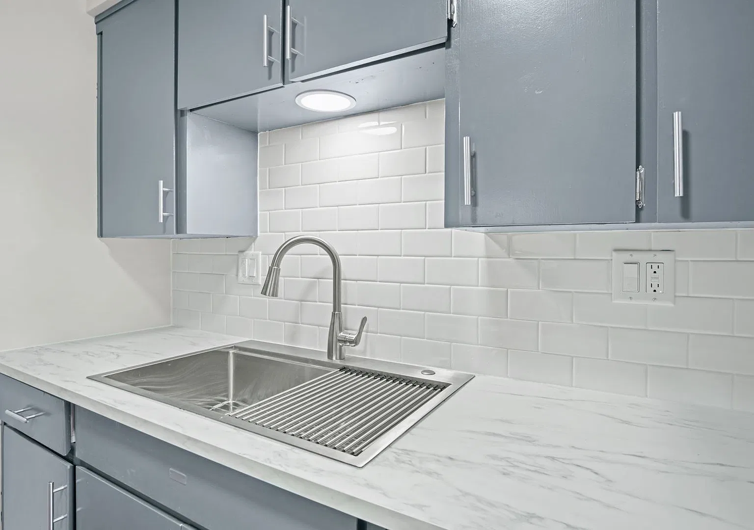 Wornall Place Apartments — Photo 1