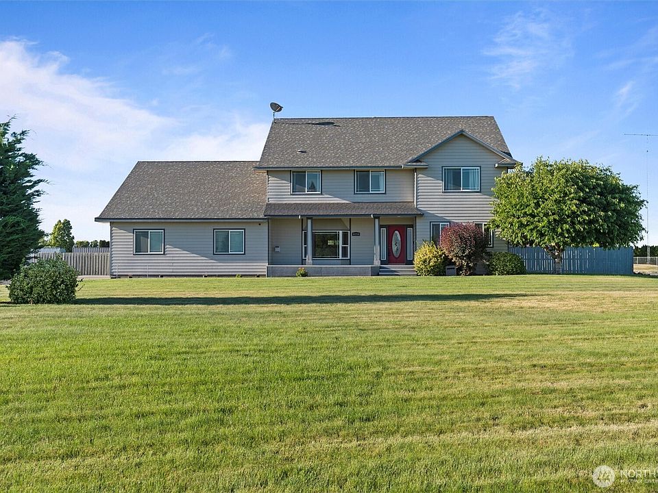 1st image of 12214 SE Heritage Lane