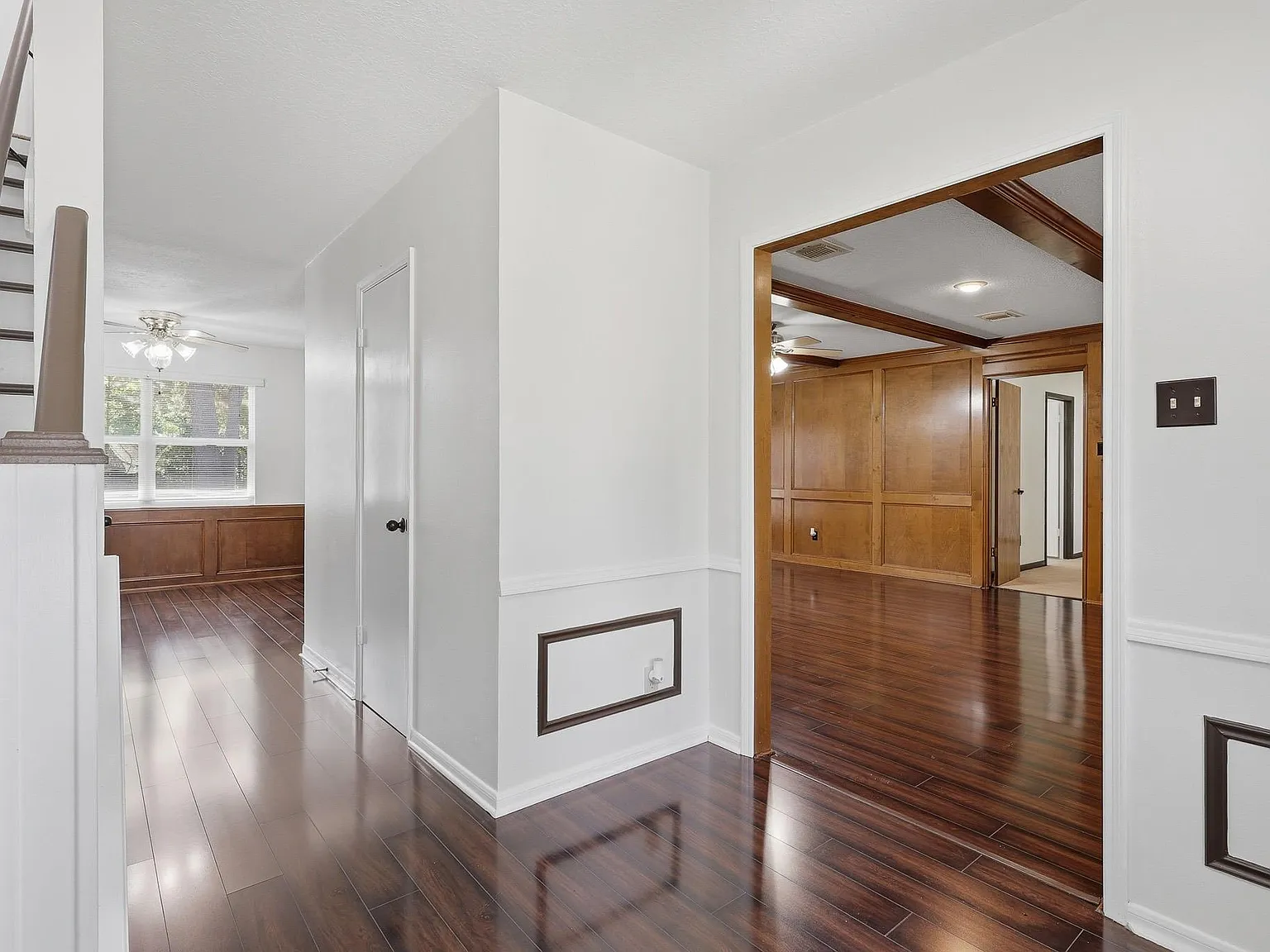 3 bed, 2.5 bath, 2468 sqft, $2,400 — Photo 3