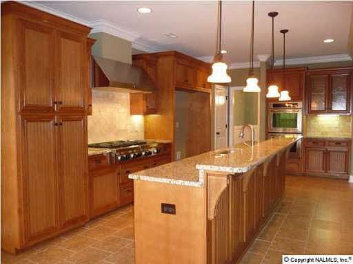3rd image of 210 Danaher Ln NW