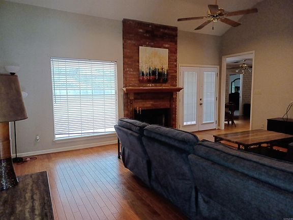 5th image of 7900 Coachlight Dr