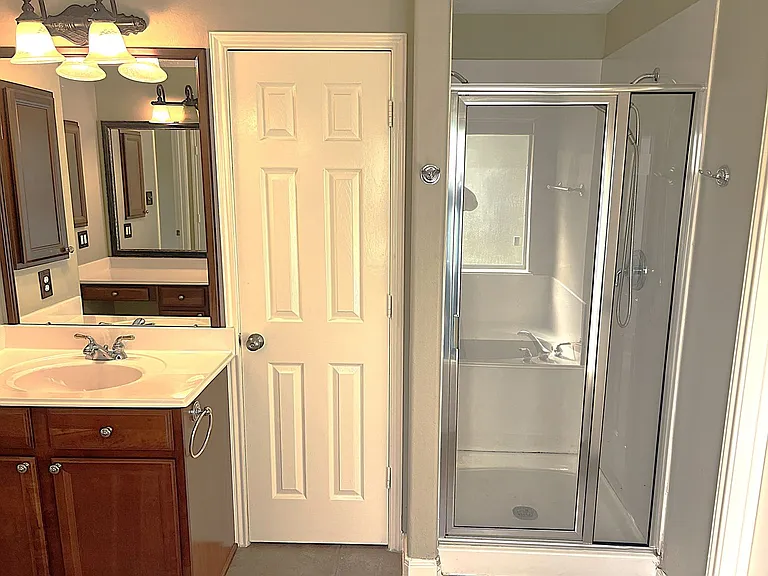 18718 Walden Forest Dr — Photo 20
