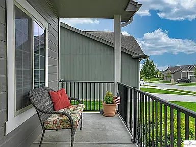 2 bed, 1348 sqft, $2,500 — Photo 3