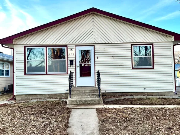 403 W 13th Ave, Mitchell, SD 57301