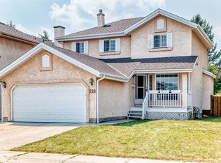 216 W Millbank Rd SW, Calgary, AB T2Y2Z2