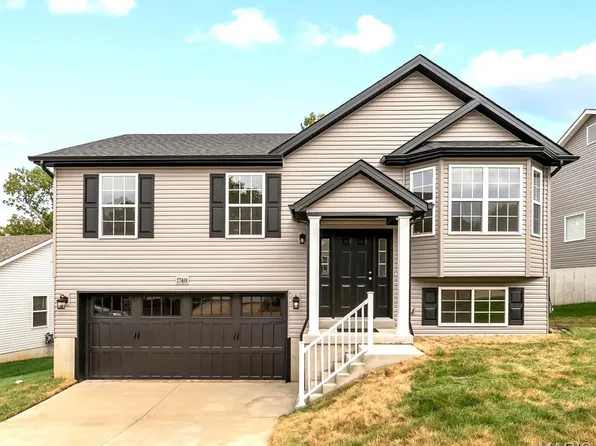 1748 Twelve Oaks Pl, Pevely, MO 63070