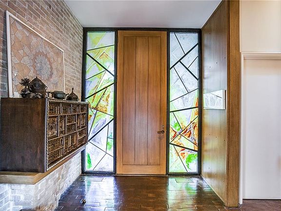 5th image of 3717 Maplewood Ave