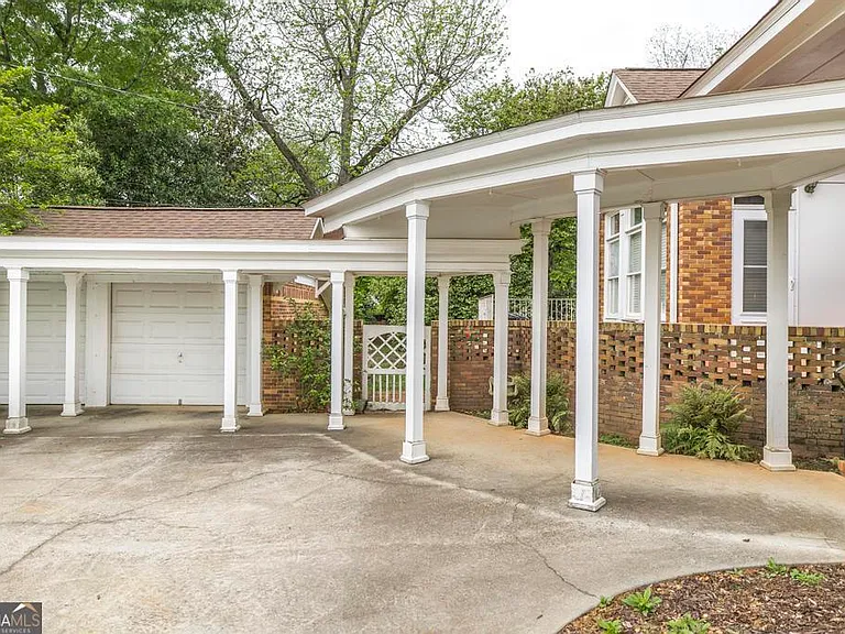 62 Indian Springs Dr — Photo 42