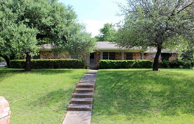 1st image of 614 Ida Bess Dr