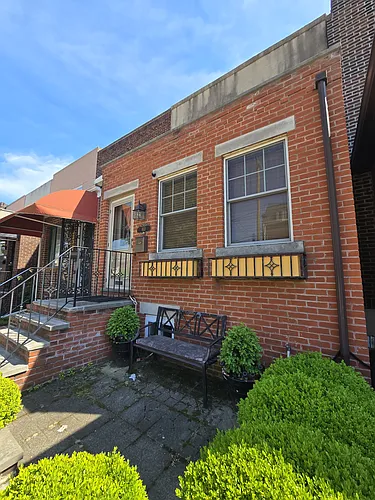 810 Johnston St Photo 1