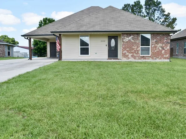 2552 Pineridge St, Thibodaux, LA 70301
