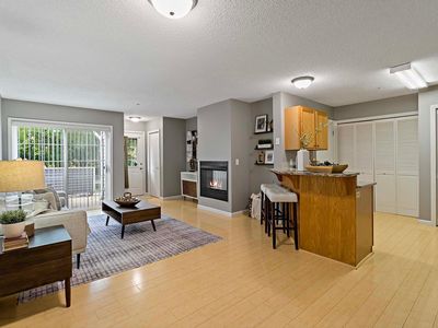 572 Blackbird Ct, Chanhassen, MN, 55317