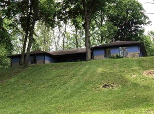 3165 W Delaware Rd, Logansport, IN 46947