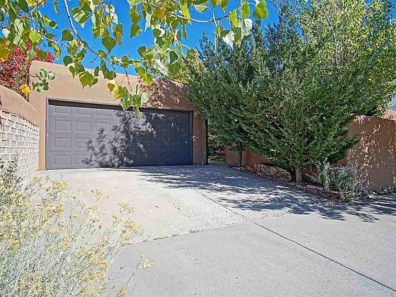 2nd image of 965 Camino Anasazi