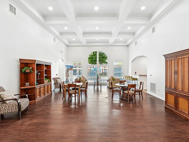 City Parc II at West Oaks Apartments — Photo 12