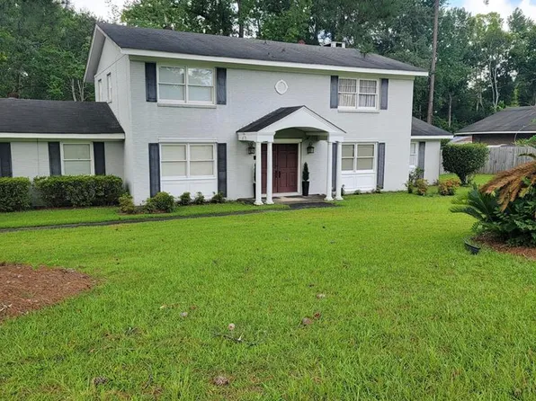 2110 Stonebridge Rd, Dothan, AL 36301