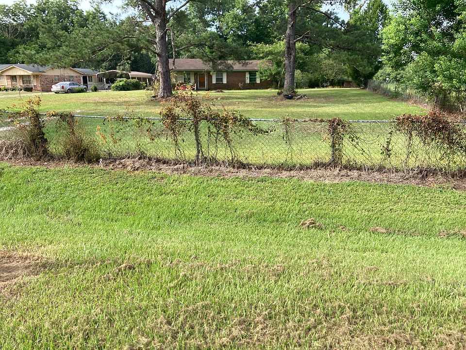 1st image of 106 Kennedy Dr