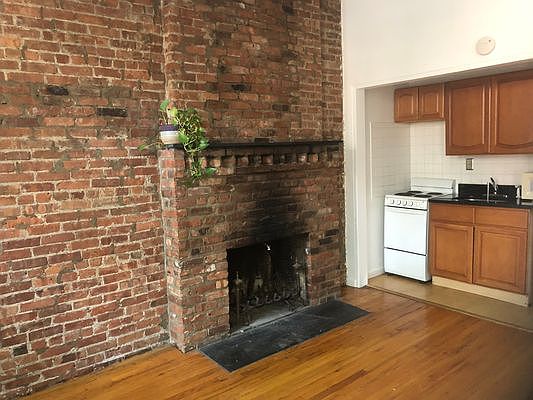 1st image of 30 W 95th St APT 2