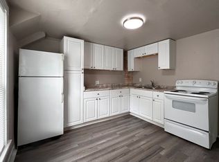 408 E Pacific St, Appleton, WI 54911