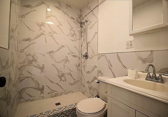 3rd image of 958 Atlantic Ave #3B