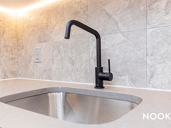 2nd image of 589 Knickerbocker Ave #4C