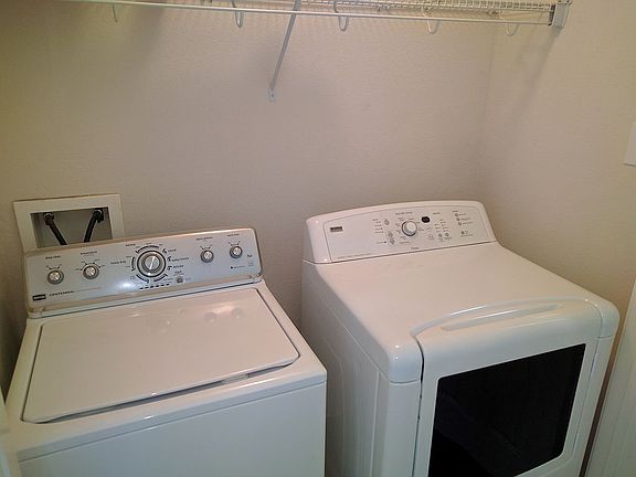 5th image of 8135 Montague Manor Ln
